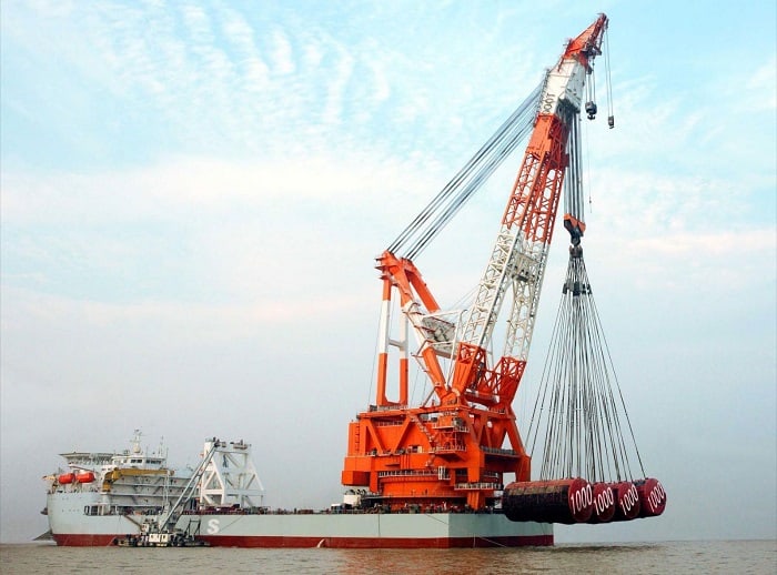 floating crane