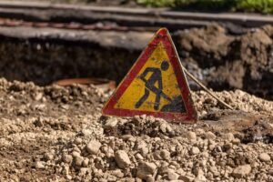 Trenchless or open cut: how to pick the right method for a utility crossing